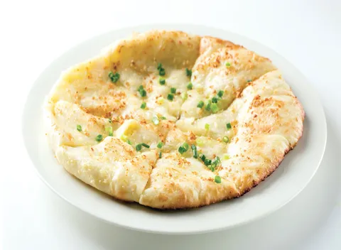 Garlic Cheese Naan